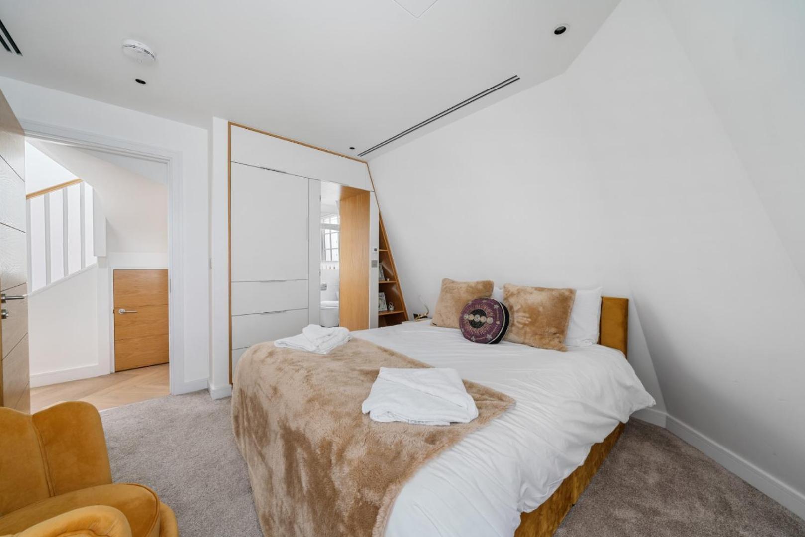 Elegant 3-Bedroom Penthouse In Marble Arch 70 London Eksteriør bilde