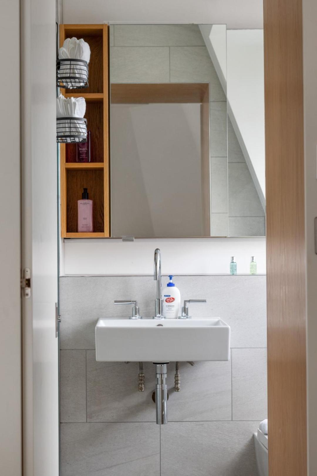 Elegant 3-Bedroom Penthouse In Marble Arch 70 London Eksteriør bilde
