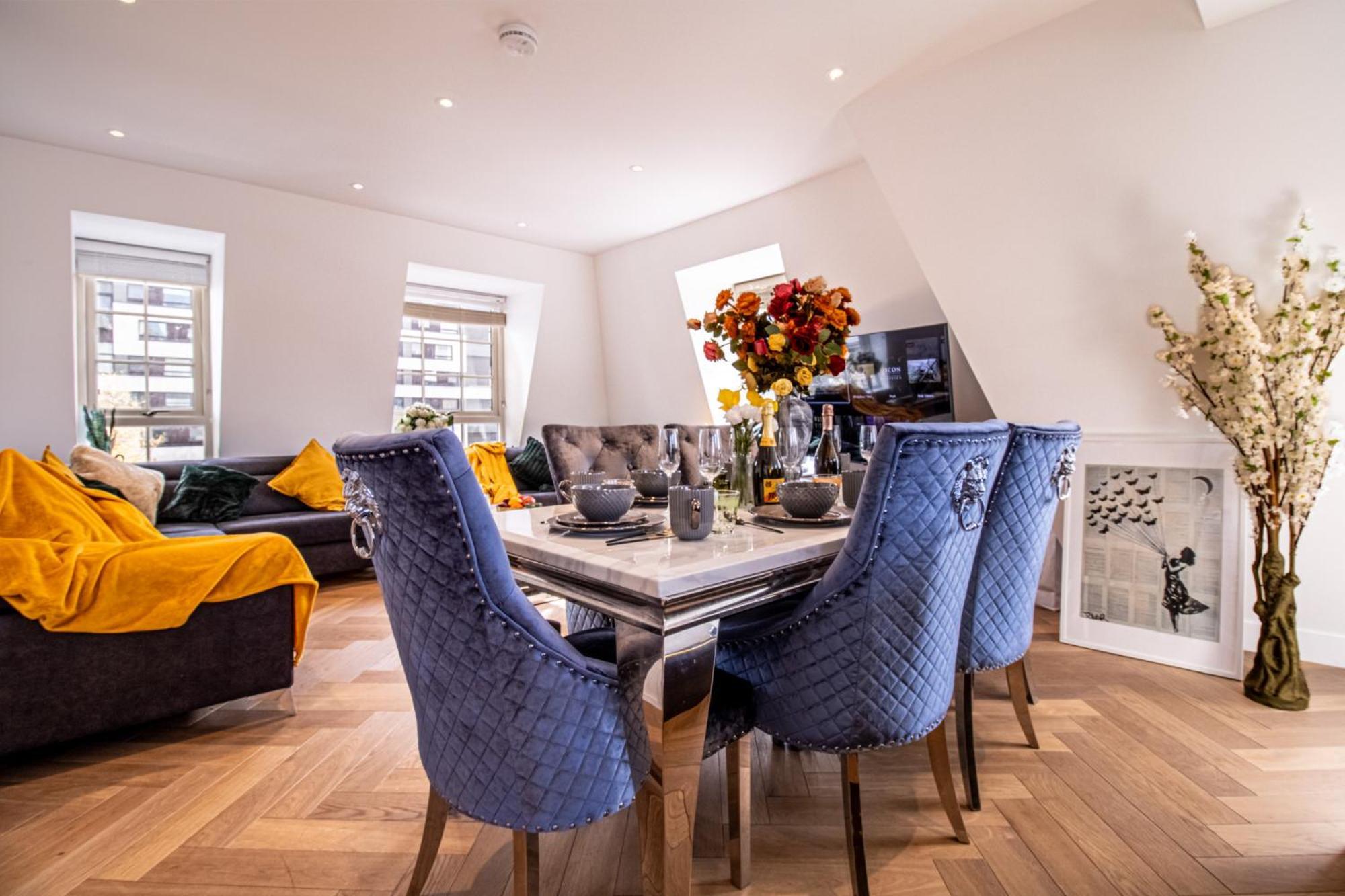 Elegant 3-Bedroom Penthouse In Marble Arch 70 London Eksteriør bilde