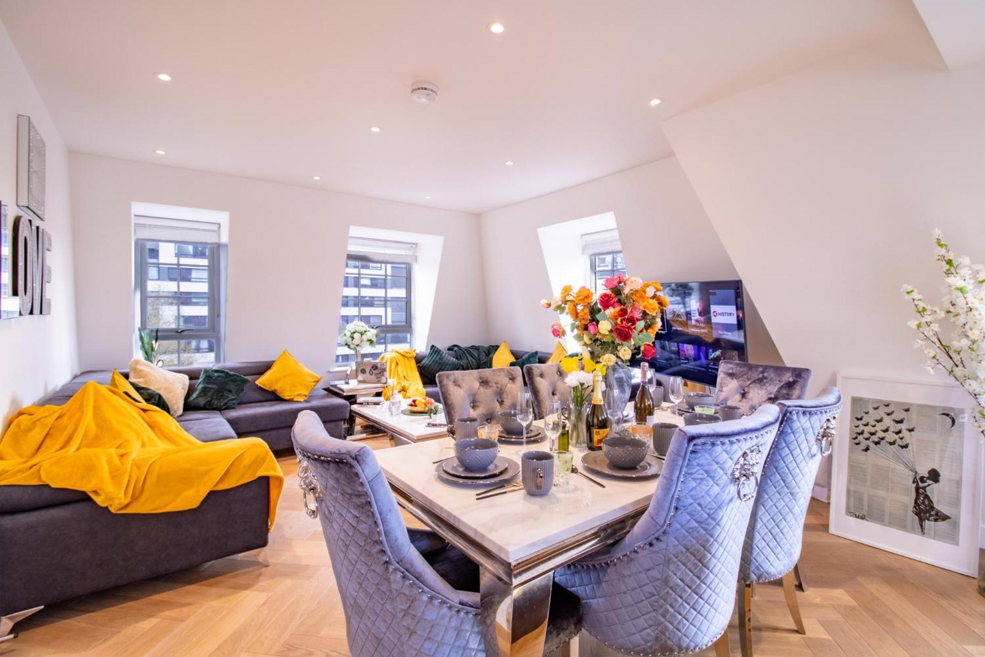 Elegant 3-Bedroom Penthouse In Marble Arch 70 London Eksteriør bilde